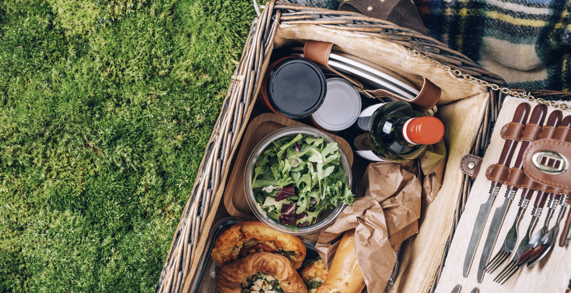 Picnic Basket Set